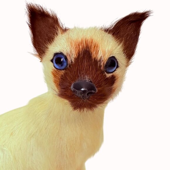 Realistic Siamese Cat Figurine Faux Fur Home Decor Collectible Blue Eyes - Picture 9 of 13